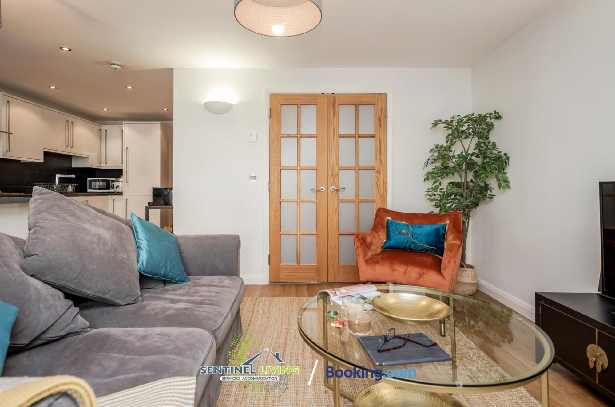 Appartement Windsor Flat 2 Bed By Sentinel Living With Free Wifi And Parking Extérieur photo