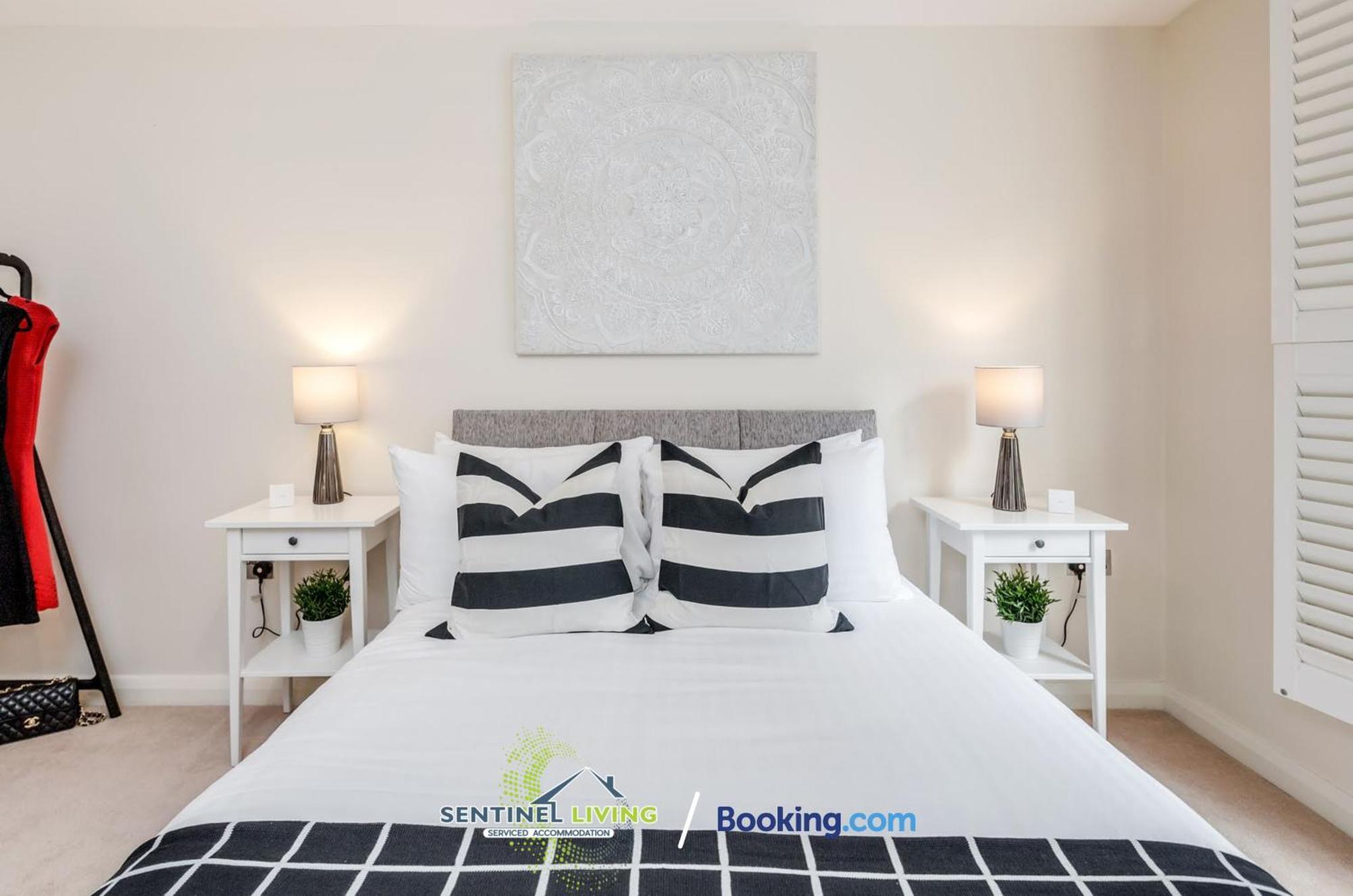 Appartement Windsor Flat 2 Bed By Sentinel Living With Free Wifi And Parking Extérieur photo