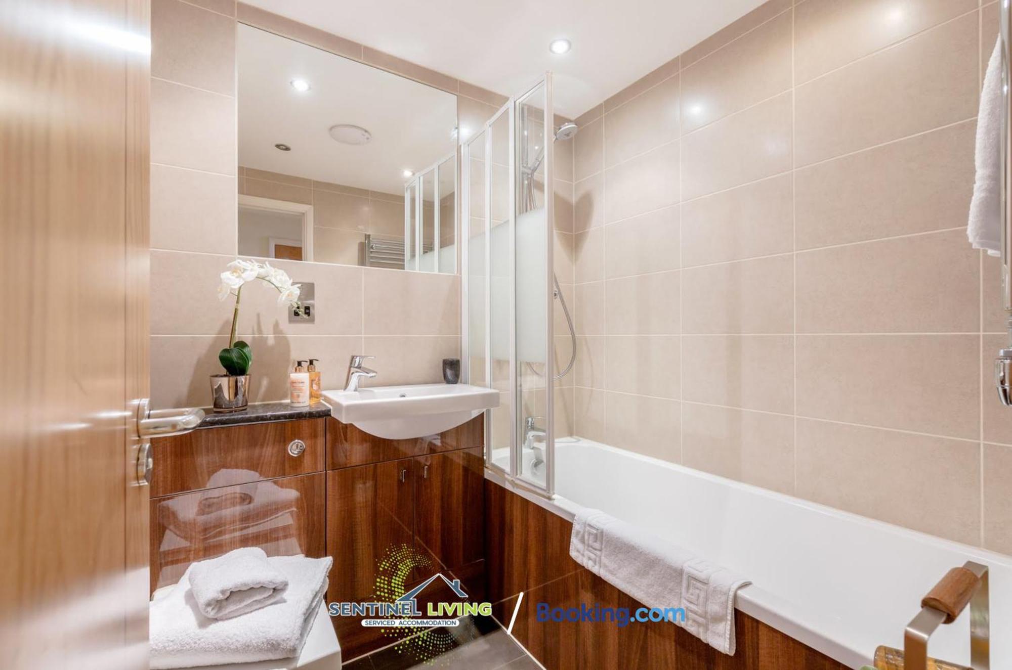 Appartement Windsor Flat 2 Bed By Sentinel Living With Free Wifi And Parking Extérieur photo